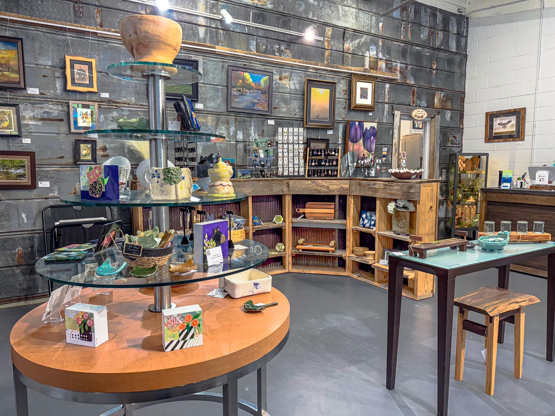 Heritage and Hospitality Tour of Townsend: Local Art and Gifts and Demonstrations