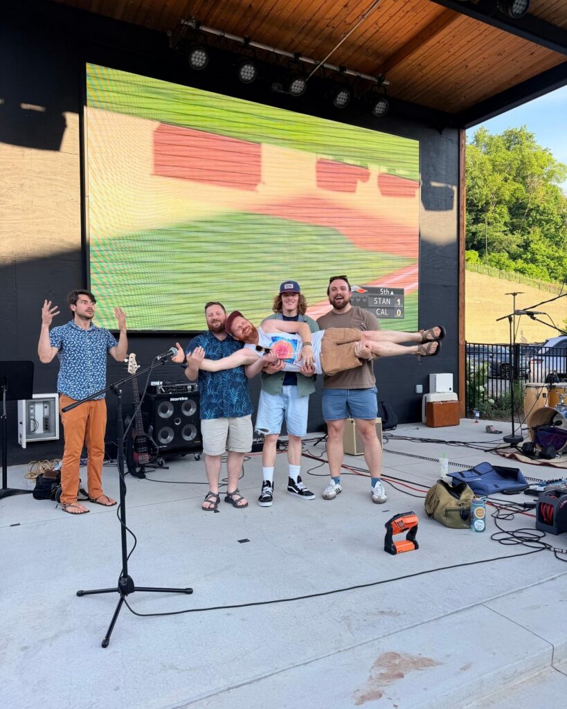 Sammy T & The Sunny D @ Kern's Food Hall